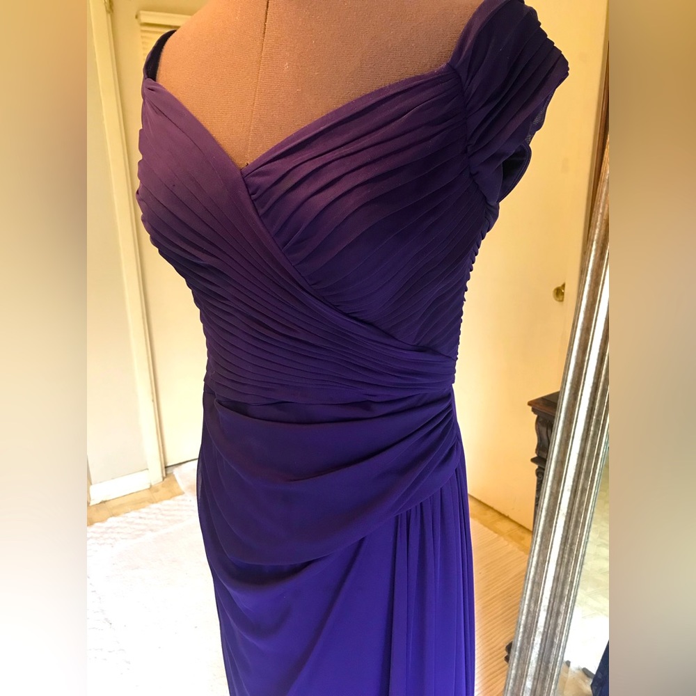 Alex Evenings Purple Off the Shoulder A Line Evening Gown.Absolutely Stunning!